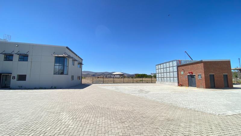 To Let commercial Property for Rent in Killarney Gardens Western Cape
